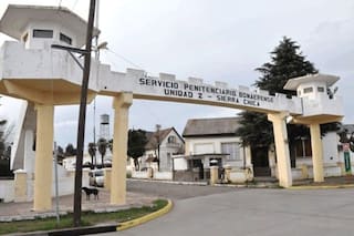 Desde la cárcel de Sierra Chica hacía falsas propuestas de trabajo a chicas: abusaba de ellas