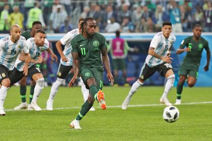 El penal para Nigeria que llevó el partido a 1-1