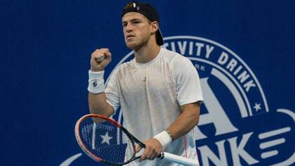 El Peque Schwartzman pasó a cuartos de final en Amberes