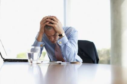 El perfeccionismo parece estar estrechamente vinculado a problemas de salud mental, como la depresión, la ansiedad y los trastornos alimentarios