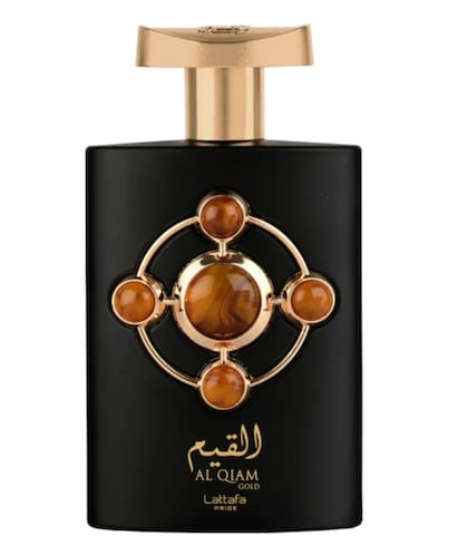 El perfume es de la familia Lattafa y goza de un aroma unisex