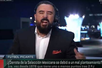El periodista Álvaro Morales apuntó contra Guillermo Ochoa y dijo que "es un peligro para la selección de México"