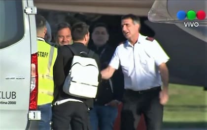 El periodista Antonio Laje estuvo a cargo del avión que transportó a Messi desde los Estados Unidos a Argentina