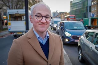 Respiré humo del tráfico para saber qué le hace la contaminación del aire a mi cuerpo