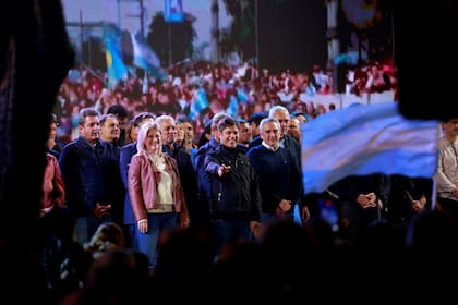 El peronismo festejó los resultados de las elecciones legislativas bonaerenses