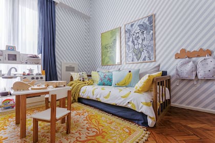 Cuadros (Tinta Chini). El perro ya tiene nombre y fue disparador de varios cuentos. El cuarto como espacio de fantasías.