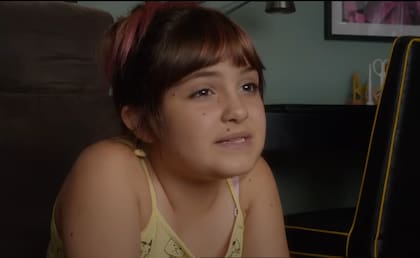 El personaje de Sofía llena de humor y ternura la película (Captura: Netflix)