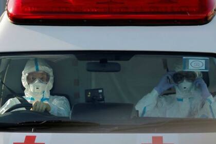 El personal médico es un sector que corre más riesgo de ser contagiado por un superpropagador