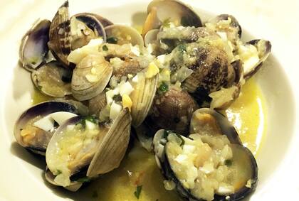 El pescado se puede comer tranquilamente porque no es ‘vector’ de intoxicación, como si los moluscos, para los humanos