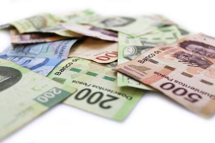 El peso mexicano registra ganancias durante la mañana de este lunes 31 de marzo de 2025