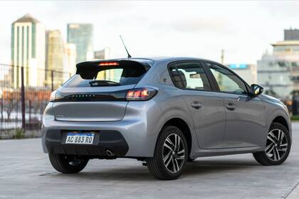 El Peugeot 208 terminó segundo en ventas y le permitió a Stellantis lograr un récord de producción entre sus dos plantas (El Palomar y Córdoba)