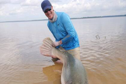 El pez caimán que capturó Art