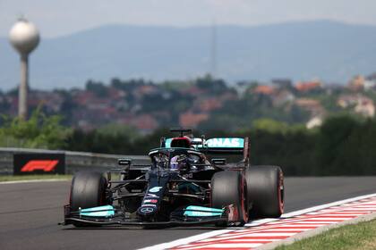 El piloto británico de Mercedes, Lewis Hamilton, se quedó con la pole position en Hungaroring.