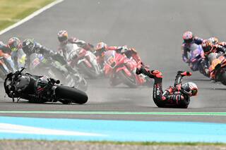 El motociclista italiano que pasó de triunfar en Río Hondo hace dos años a arruinar la prueba del domingo