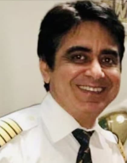 El piloto Sumeet Sabharwal