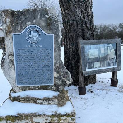 El pintoresco pueblo lleva el nombre de Carl Albert Luckenbach, hijo de uno de los primeros habitantes del lugar