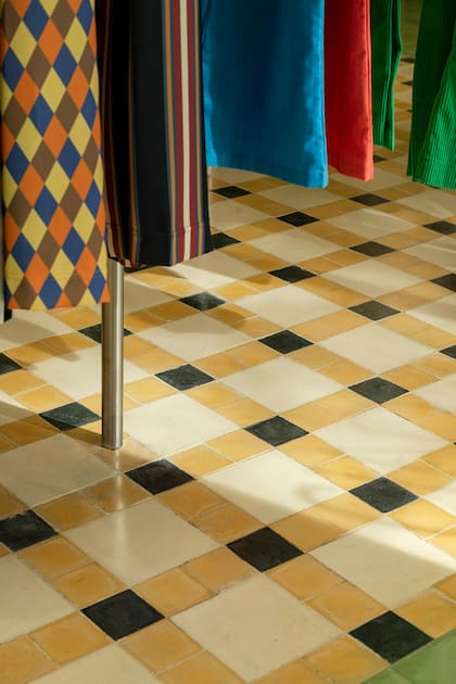El piso cuadriculado se hizo a partir de los pisos calcáreos de Md Calcáreos.