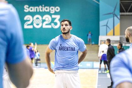 El pivote santafesino participa en sus terceros Juegos Panamericanos y quiere transmitir los valores de la selección argentina de básquetbol.