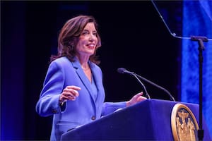 El plan de Kathy Hochul para entregar más de 50 viviendas asequibles en Nueva York