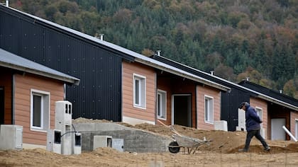 El plan de viviendas que implementó el municipio de Bariloche en las tierras que eran del marido de Valeria Mazza