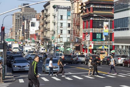 El plan es una respuesta a las condiciones peligrosas de la vía, donde entre 2020 y 2024 se reportaron 190 heridos (al este de Broadway)