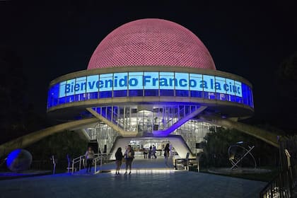 El Planetario le da la bienvenida a Franco Colapinto y la Ciudad palpita la fiesta de la F1