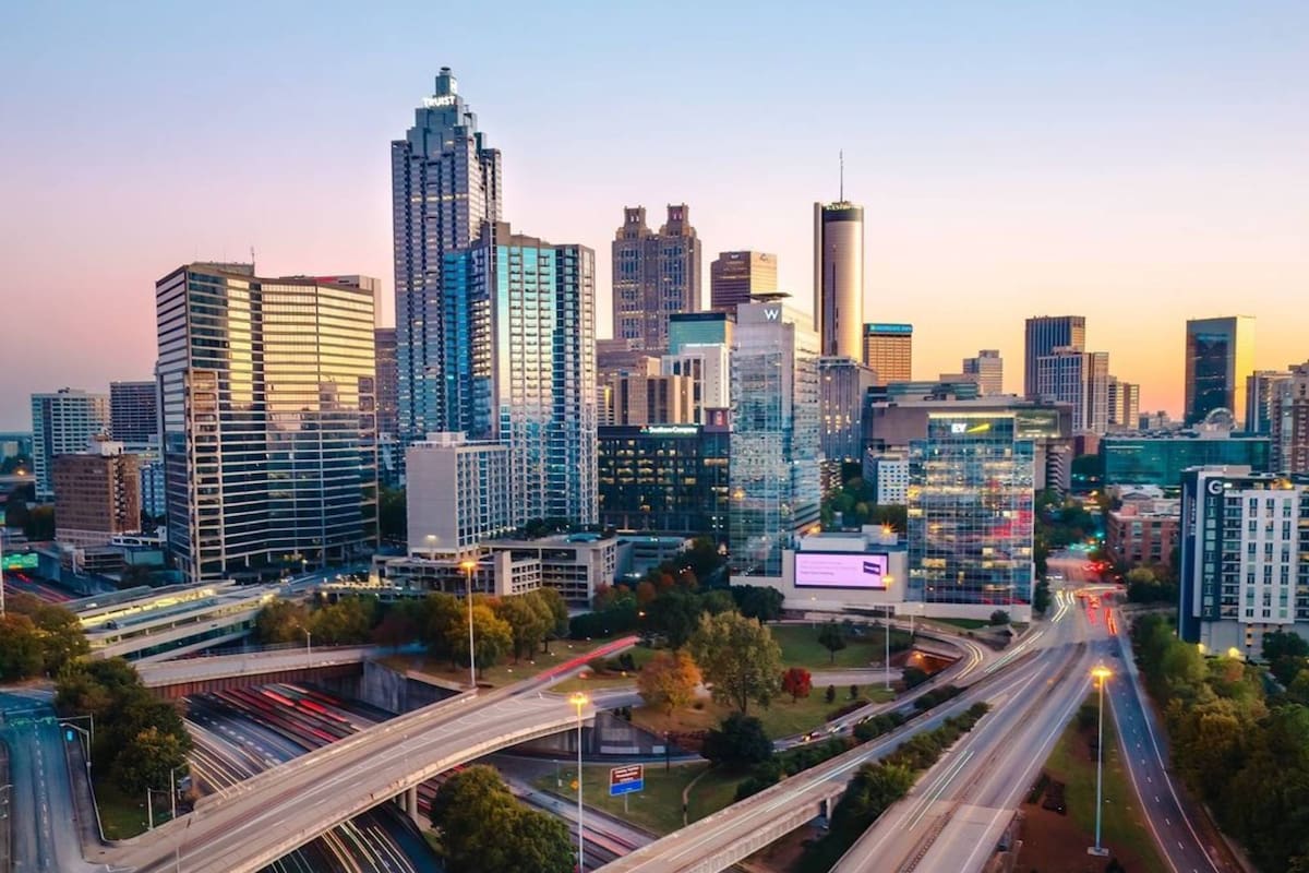 Costo de vida en Georgia 2025: ¿Cuánto cuesta vivir en el estado?