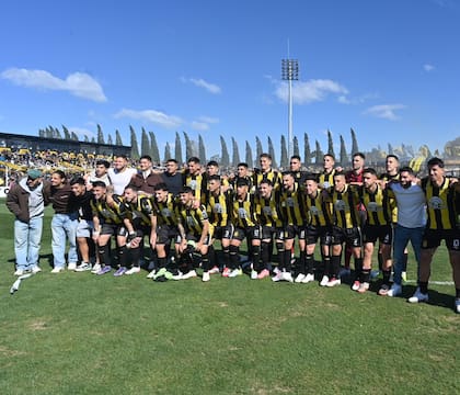 El plantel de Deportivo Madryn