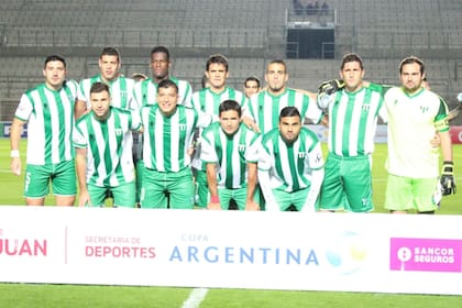 El plantel de Estudiantes de San Luis cobrará mañana su sueldo de febrero