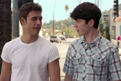 El pobre hijo de Claire (Jennifer López) no tiene todas las luces en este thriller