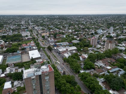 El poco avance en infraestructura es uno de los reclamos unánimes de los vecinos de Florencio Varela, que difieren a la hora de adjudicar responsabilidades