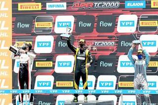 Súper TC2000 en Río Cuarto. Pernía gana en la pista y Rossi suma para la corona