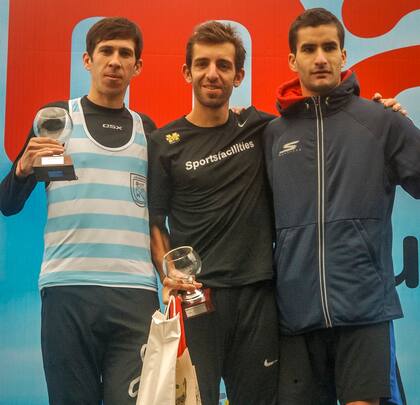 El podio masculino de los 9k de la Independencia