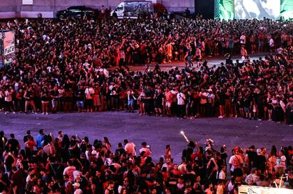 El pogo durante el show de BaianaSystem, una de las presentaciones más intensas del festival MADA en la Arena das Dunas