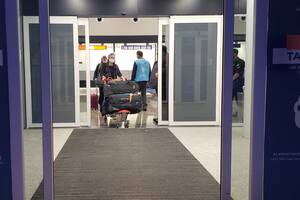 El polémico laboratorio LabPax continúa operando en Aeroparque.