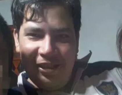 El policía, tras matar a la novia de su exmujer, se disparó en la cabeza y murió en el hospital