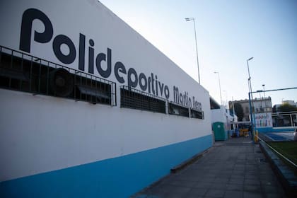 El Polideportivo Martín Fierro es uno de los más utilizados durante cada verano