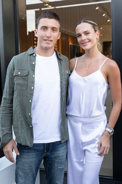 El polista Bartolomé "Barto" Castagnola, con su novia, la cantante Chule Von Wernich