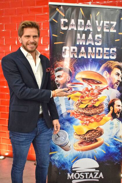 El Pollo Vignolo fue la figura elegida para conducir el evento