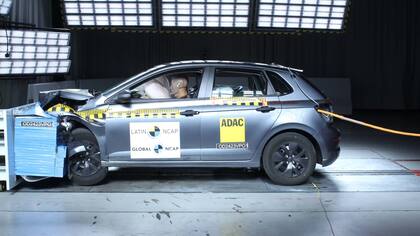 El Polo Track viene con cuatro airbags
