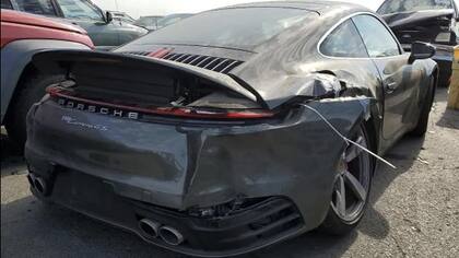 El Porsche 2021 que chocó Paul Pelosi, esposo de Nancy Pelosi, será subastado próximamente