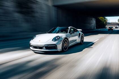 El Porsche 911 Turbo S de 2023 es la versión más rápida de la historia del modelo.