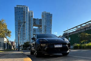 Así es manejar un Porsche por las calles de Buenos Aires
