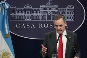 El portavoz del Gobierno, Manuel Adorni