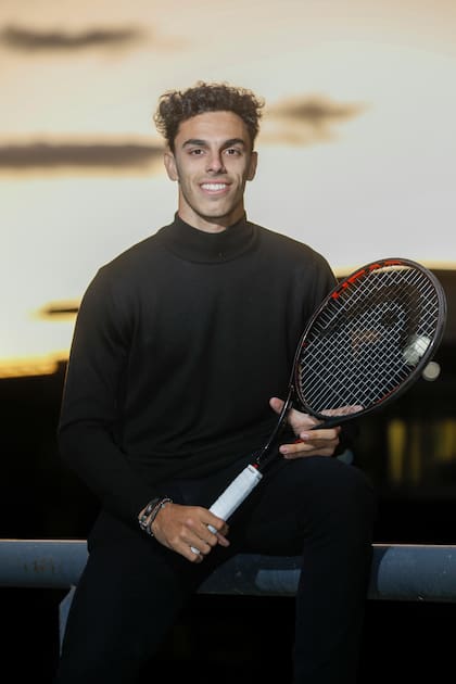 El porteño Francisco Cerúndolo, 25° del ranking mundial, durante su visita a la redacción de LA NACION.