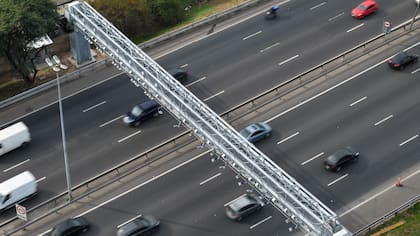 El pórtico inteligente de la autopista Perito Moreno