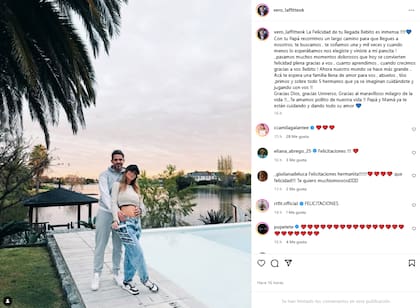 El posteo con el que Fernando Gago y Verónica Laffitte anunciaron que esperan un hijo juntos (Foto: Instagram @vero_laffitteok)