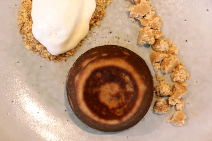 El postre incluye una "vauquita" casera y se puede comer en Jornal, de Saavedra
