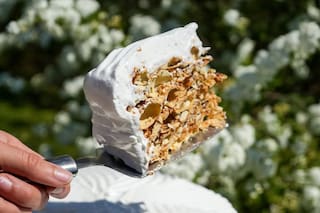 Modificaron la receta de un tío, con dulce de leche, y la torta se convirtió en un ícono
