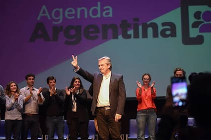 Alberto Fernández durante un evento de Agenda Argentina en la campaña